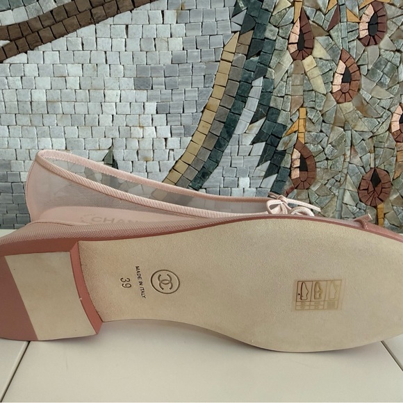 CHANEL Blush Pink Mesh Ballet Flats - Picture 4 of 5